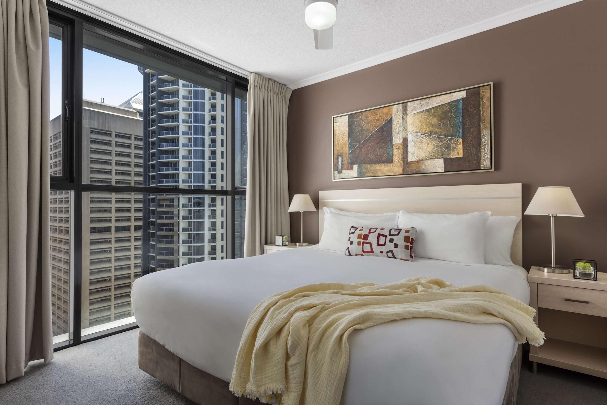 Oaks Brisbane River City Suites Exteriör bild